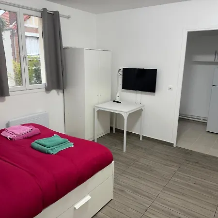 H, Du Renouveau, Stade De France, Ideal Pour 2 Pers Apartment